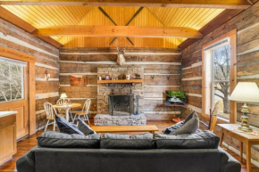 Enchanting 1BR Riverfront Cabin!